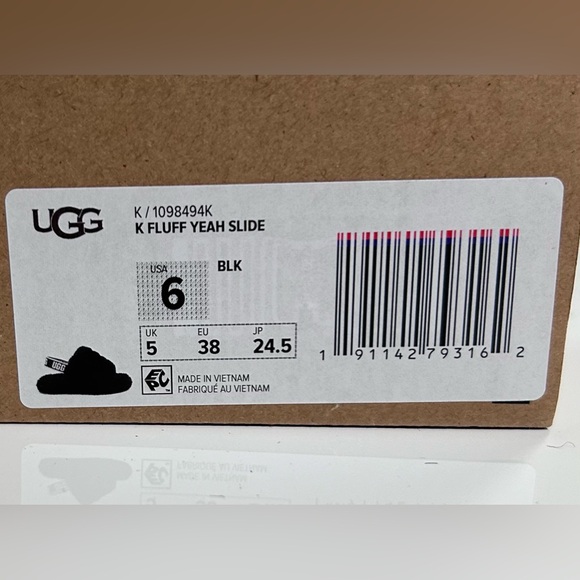 UGG Fluff Yeah Slide - Picture 2 of 5